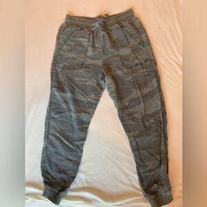 Splendid Drawstring Camo Joggers